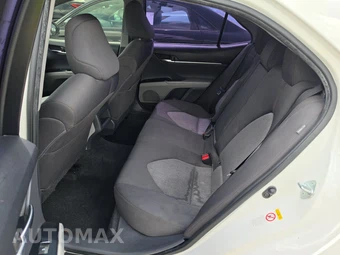 2018 Toyota Camry LE - miniatura 13