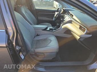 2018 Toyota Camry SE - miniatura 8