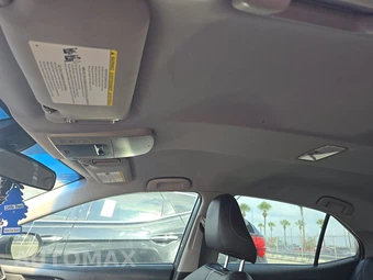 2018 Toyota Camry SE - miniatura 18