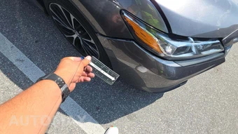 2018 Toyota Camry SE - miniatura 32