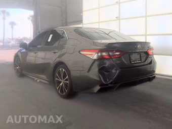 2018 Toyota Camry SE - miniatura 6