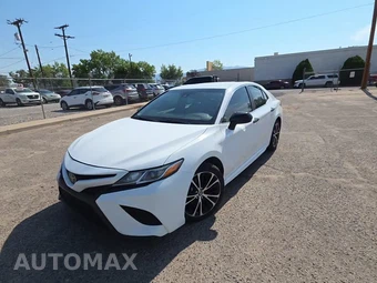 2018 Toyota Camry SE