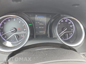 2018 Toyota Camry SE - miniatura 12