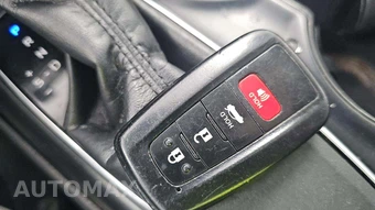2018 Toyota Camry SE - miniatura 18