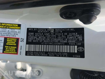 2018 Toyota Camry SE - miniatura 5