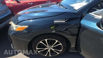 2018 Toyota Camry SE - miniatura 25