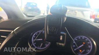 2018 Toyota Camry SE - miniatura 20