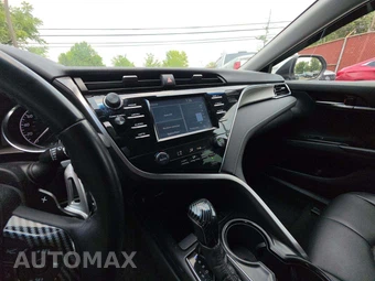 2018 Toyota Camry SE - miniatura 10