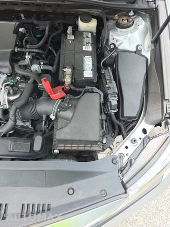 2018 Toyota Camry SE - miniatura 22