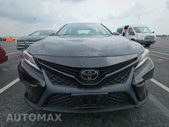 2018 Toyota Camry SE - miniatura 2