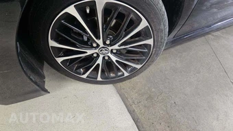 2018 Toyota Camry SE - miniatura 33
