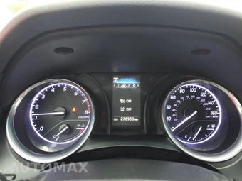2018 Toyota Camry SE - miniatura 12