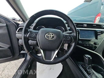 2018 Toyota Camry SE – miniatura 10