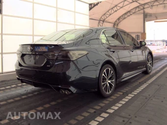 2018 Toyota Camry SE – miniatura 4