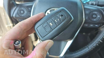 2018 Toyota Camry SE - miniatura 24