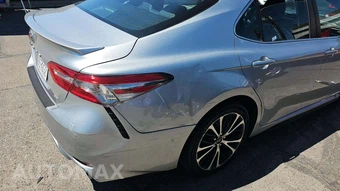 2018 Toyota Camry SE - miniatura 30