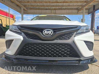 2018 Toyota Camry SE - miniatura 24