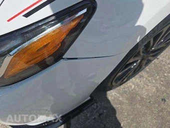 2018 Toyota Camry SE - miniatura 25
