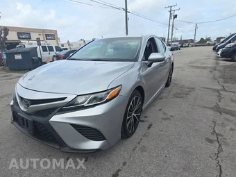 2018 Toyota Camry SE