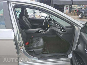 2018 Toyota Camry SE - miniatura 19