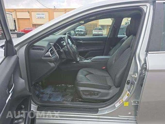 2018 Toyota Camry SE - miniatura 7