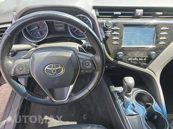 2018 Toyota Camry SE - miniatura 11