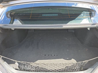2018 Toyota Camry SE - miniatura 16