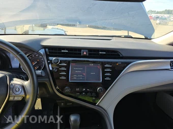 2018 Toyota Camry SE - miniatura 11