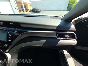 2018 Toyota Camry SE - miniatura 18