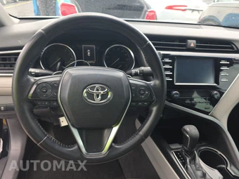 2018 Toyota Camry SE - miniatura 11