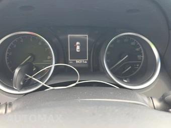 2018 Toyota Camry SE - miniatura 12