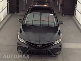 2018 Toyota Camry SE - miniatura 2