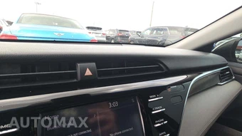 2018 Toyota Camry SE - miniatura 21