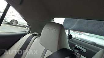 2018 Toyota Camry SE - miniatura 38