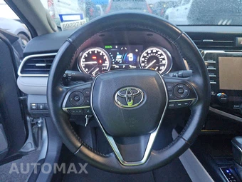 2018 Toyota Camry XLE - miniatura 10
