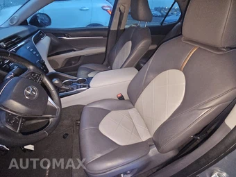 2018 Toyota Camry XLE - miniatura 7