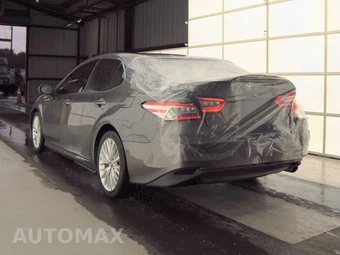 2018 Toyota Camry XLE - miniatura 6