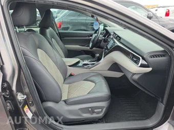 2018 Toyota Camry XLE - miniatura 8