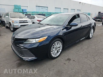 2018 Toyota Camry XLE