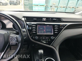 2018 Toyota Camry XLE - miniatura 11