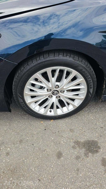 2018 Toyota Camry XLE - miniatura 21