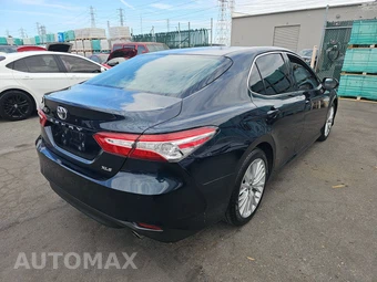 2018 Toyota Camry XLE - miniatura 4
