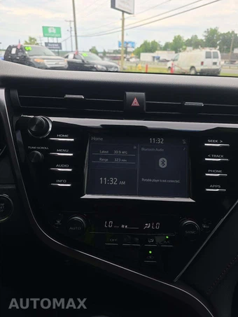 2018 Toyota Camry XLE - miniatura 10