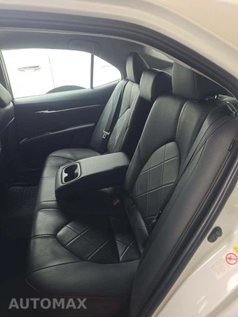2018 Toyota Camry XLE - miniatura 13