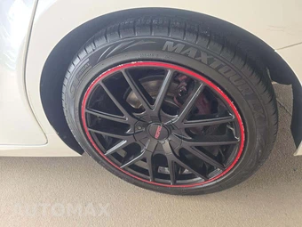 2018 Toyota Camry XLE - miniatura 26