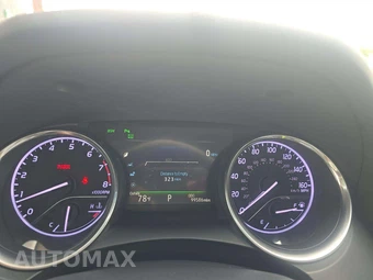 2018 Toyota Camry XLE - miniatura 9