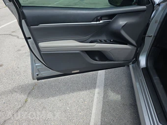 2018 Toyota Camry XLE - miniatura 9
