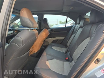 2018 Toyota Camry XLE - miniatura 13