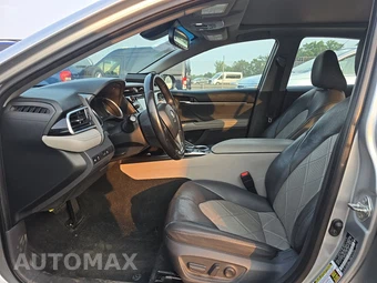 2018 Toyota Camry XLE - miniatura 7