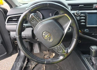2018 Toyota Camry XLE - miniatura 11